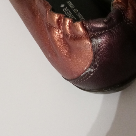 Couture Donald Pliner Bronze Colored Flats - Picture 6 of 7